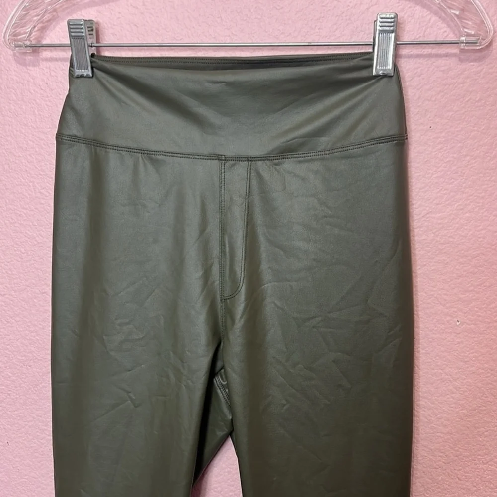 OFFLINE by Aerie Real Luxe High-Waisted Faux Leather Leggings (Olive) - NWT - Picture 4 of 6
